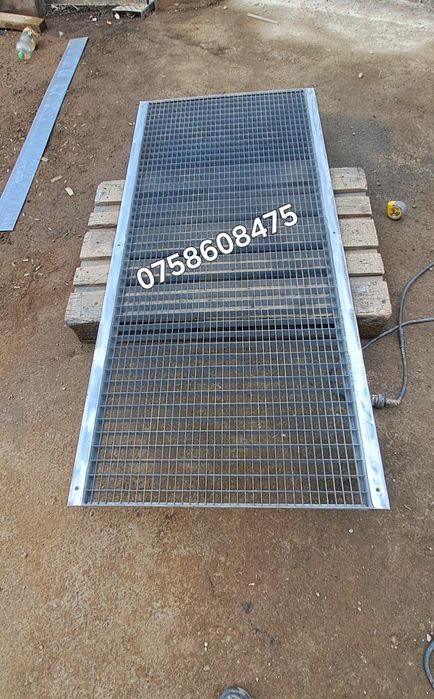 Trepte-Grilaje zincate 120x24