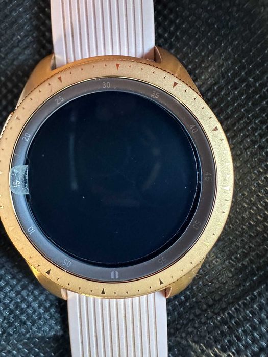 Смарт часовник Samsung Galaxy R810 42 mm Rose Gold