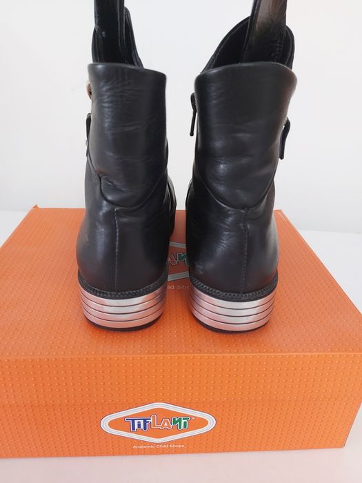 Димесезонные ботинки Tiflani