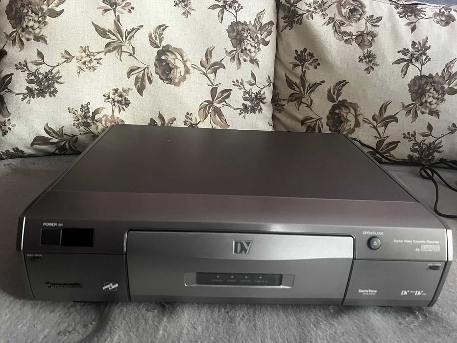 Video DV/mini DV Panasonic AG-DV2700