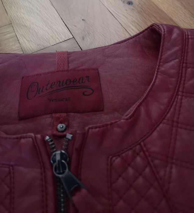 Дамско кожено яке размер S