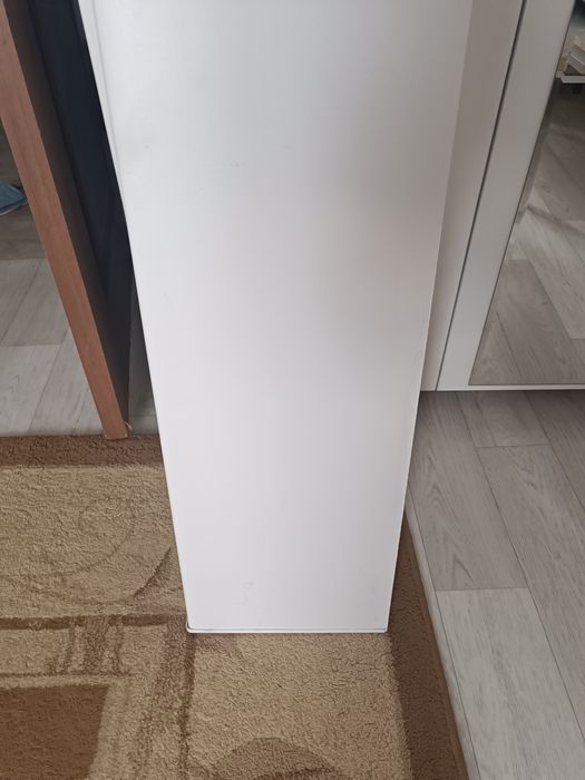 Продам пластиковый подоконики.