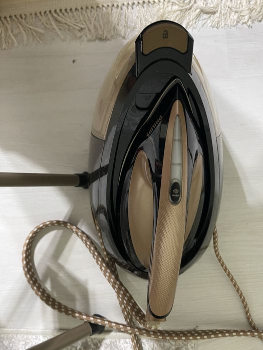 Утюг с Парогенератором PHILIPS