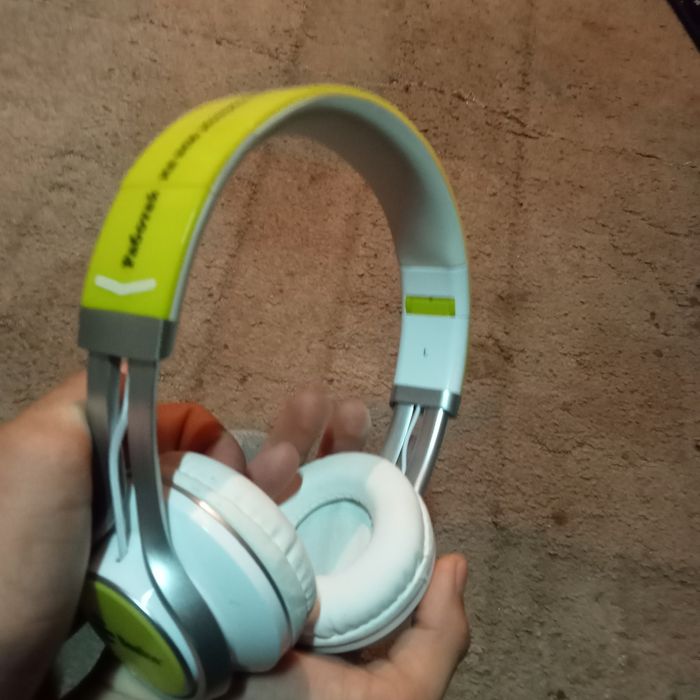 Наушники билаин в хорошем состоянии