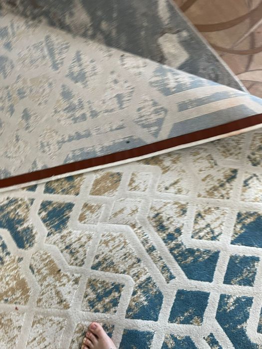 Продам ковёр отличного качества