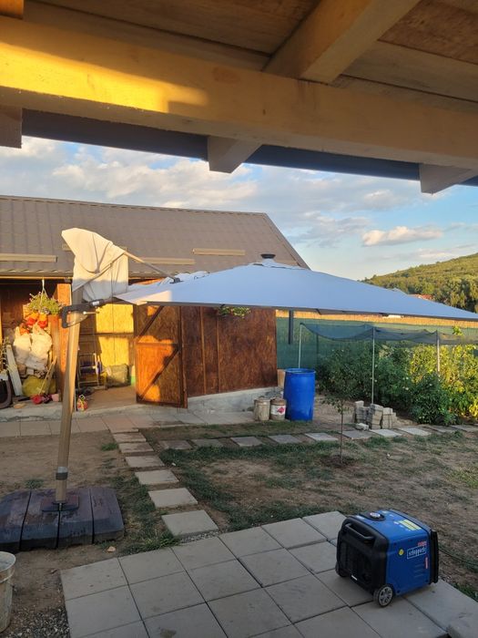 Umbrela exterior cu leduri 3×3 m, crem
