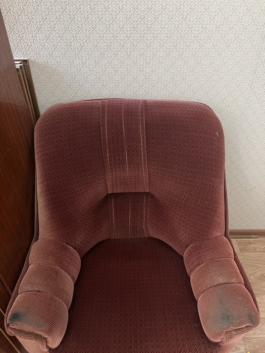 Диван и кресло мебель