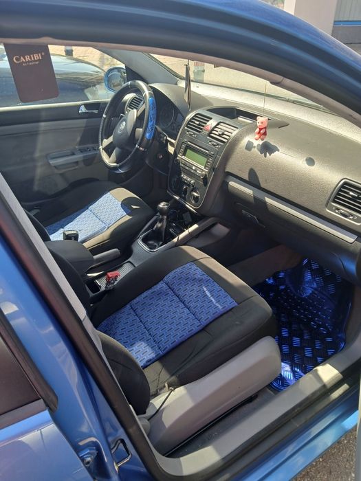 VOLKSWAGEN Golf 2005 — imagine 4