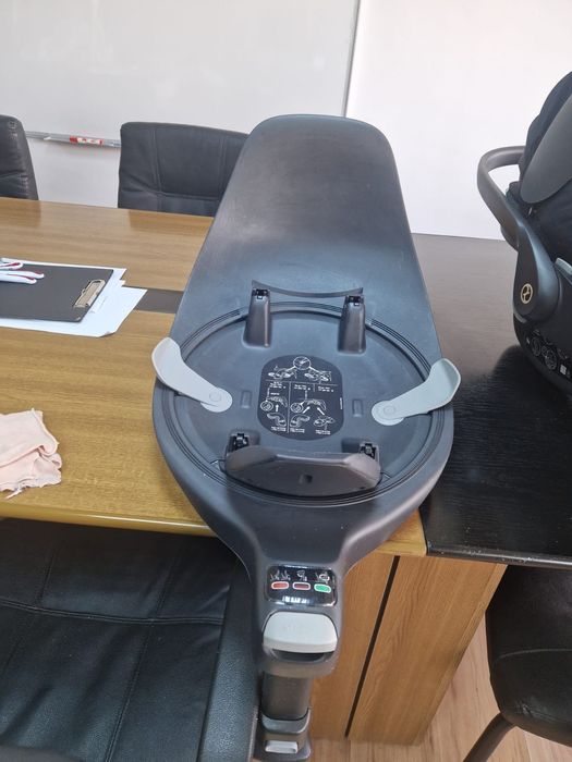 Base T - i Cloud Cybex