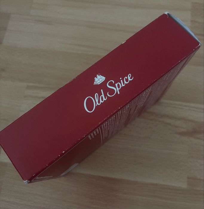 OLD SPICE WHITEWATER Комплект душ гел и стик против изпотяване