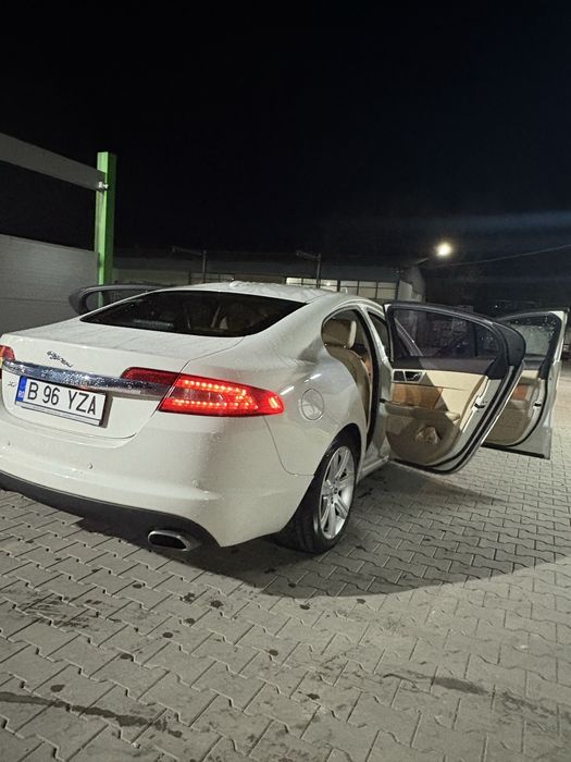 Jaguar XF premium