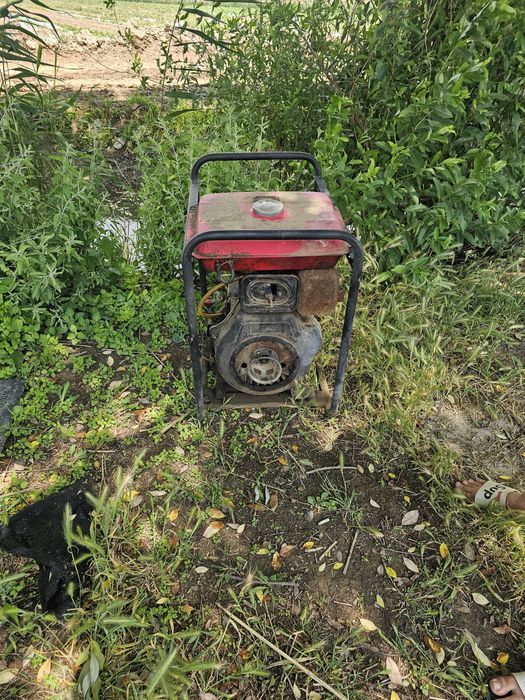 Продам помпу 100 СРОЧНО