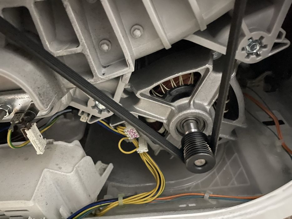 Пералня AEG Protex Plus на части