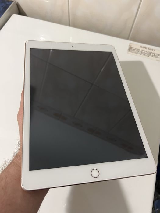 Ipad 7 32gb sanatate bateria 91%