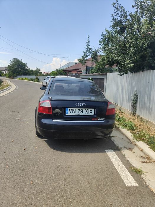 Vând Audi A4 B6 1.9 TDI AWX