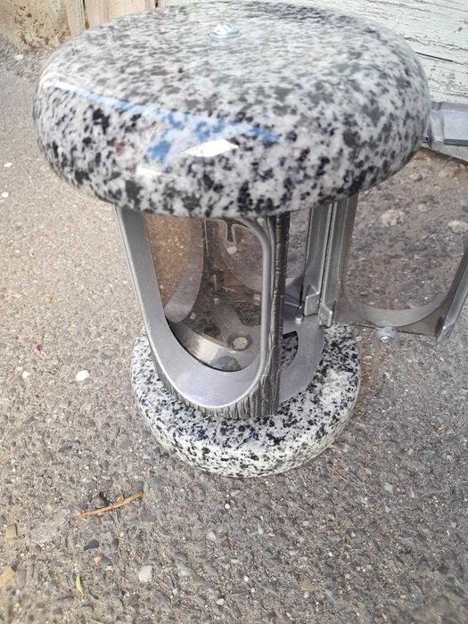 Felinar cimitir din granit modele diferite