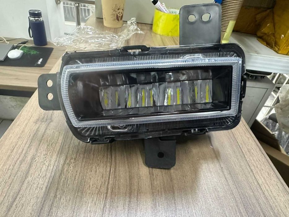 Geely Coolray передняя левая ДХО