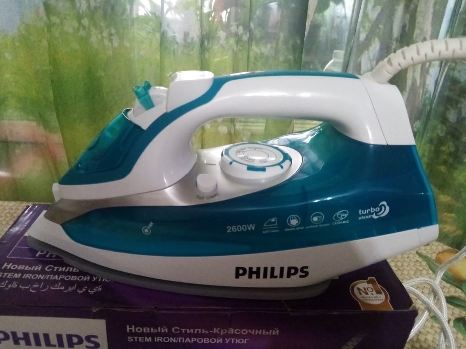 Паровой утюг PHILIPS с керамическим антипригарным покрытием