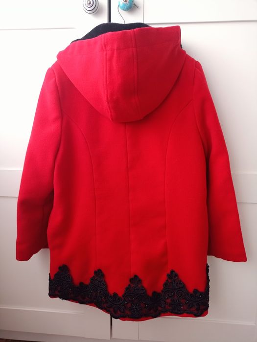 Палто за момиче 134 размер