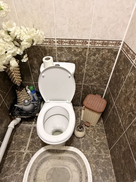 Унитаз 2 шт в хорошем состоянии