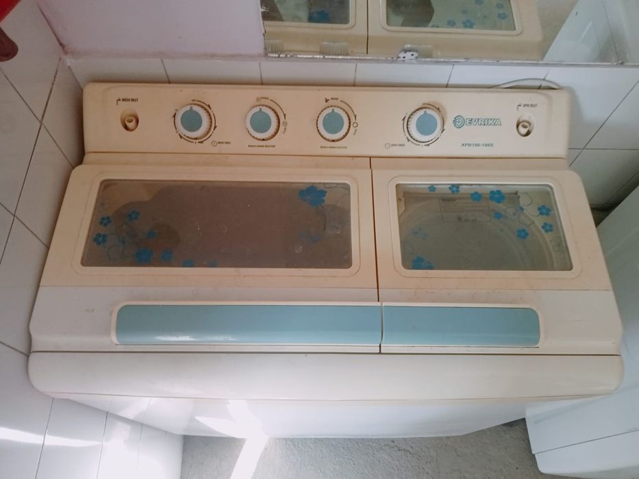 Стиральная машинка полуавтомат