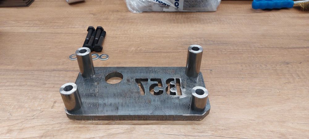 Стойка за двигатели BMW B57