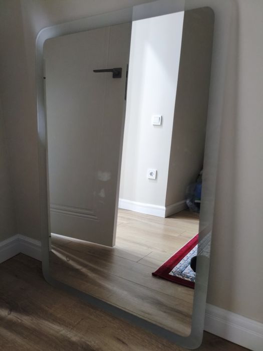 Зеркало с подсветкой