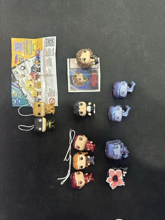 Фигурки DC и Stranger things (осд)