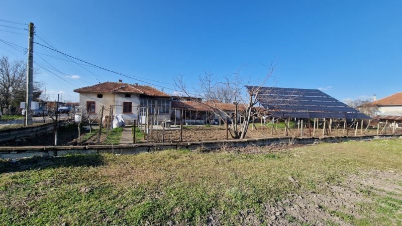 Продава се Къща в с. Ясен, Област Плевен - 70 кв.м за 1172 €/кв.м - Снимка #1