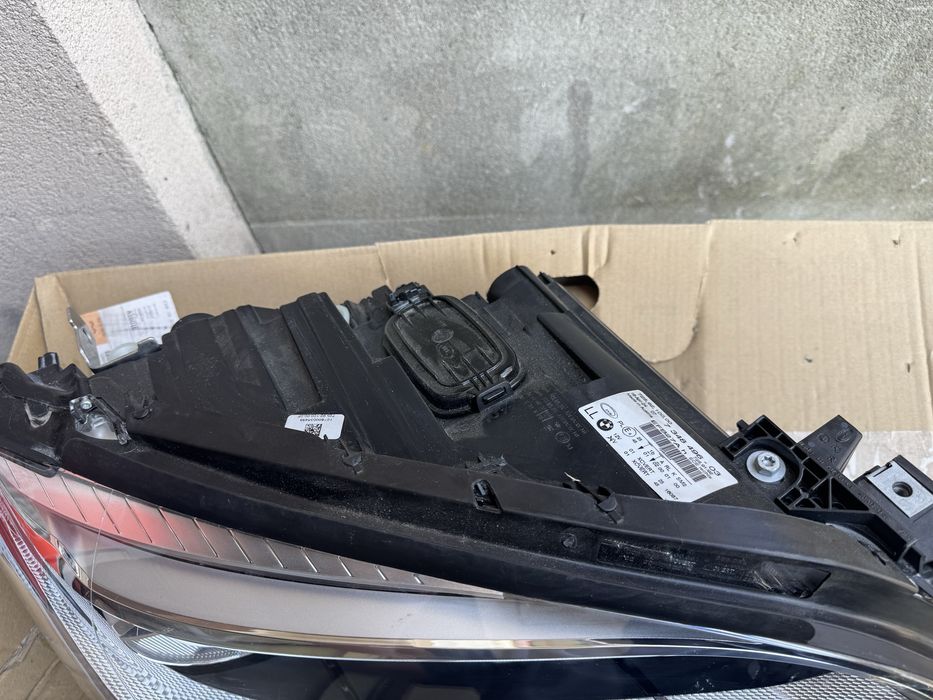 Far dreapta full led adaptiv Bmw Seria 7 F01 F02 LCI NOU OEM 7348496-03
