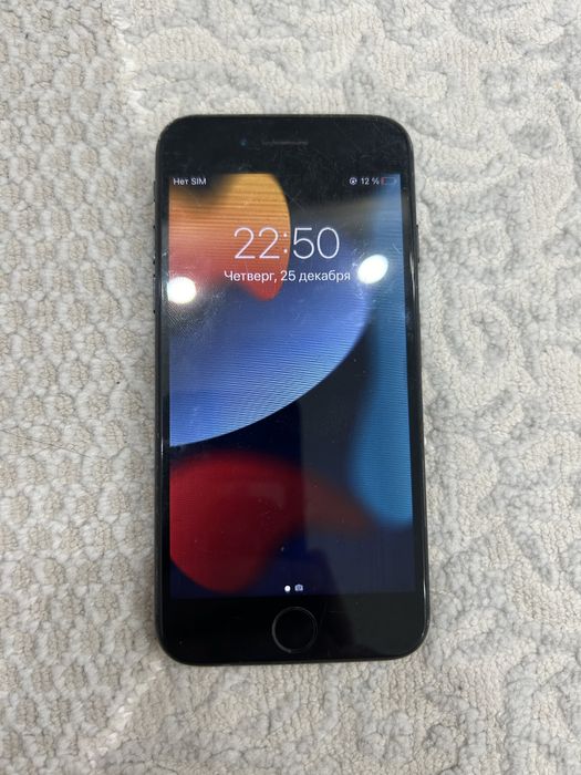 Айфон 7 Продам рабочи но экран гонит