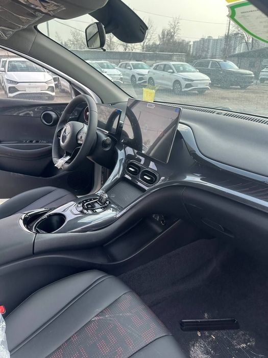 Byd E2 luxury сотилади! Без пробег.  Барча тулов тури мавжуд.