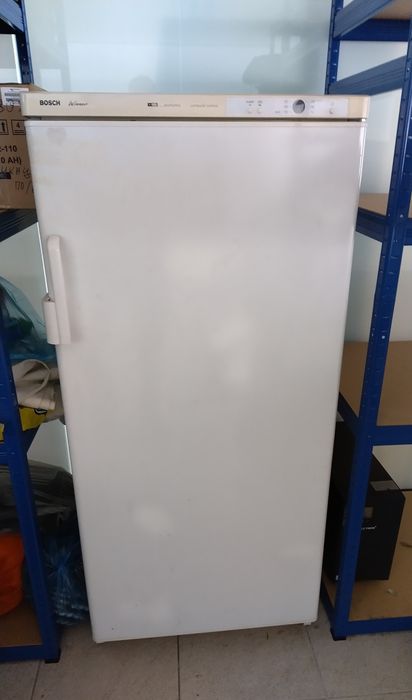 Продавам Фризер BOCSH