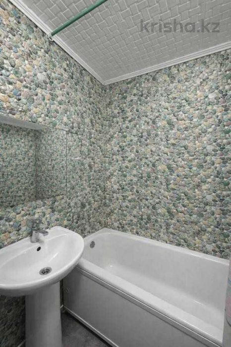 Продам 2 ком в 5 мкр