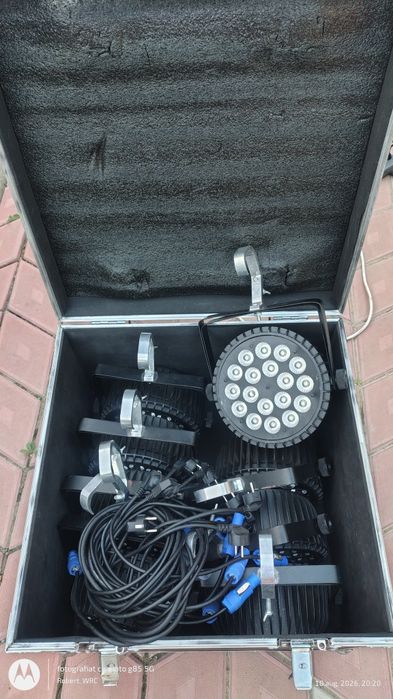 Set lumini PAR LED + case transport