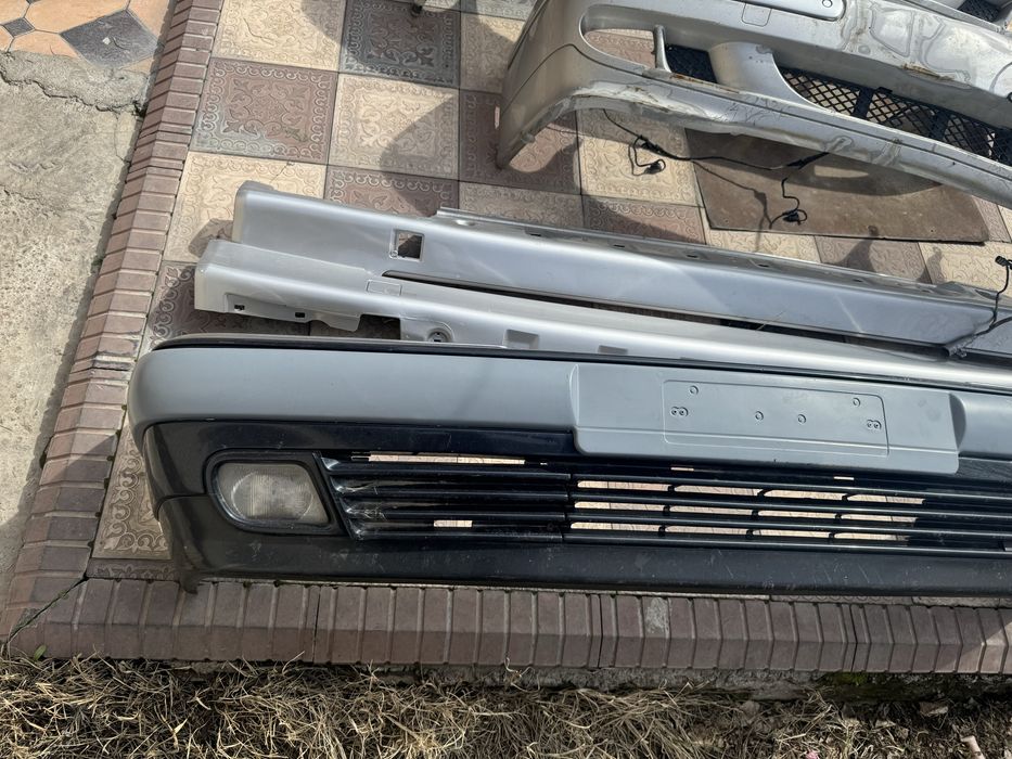 Передний бампер Мерседес w210 до рест