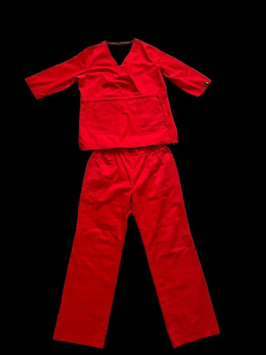 Продам форму косметолога