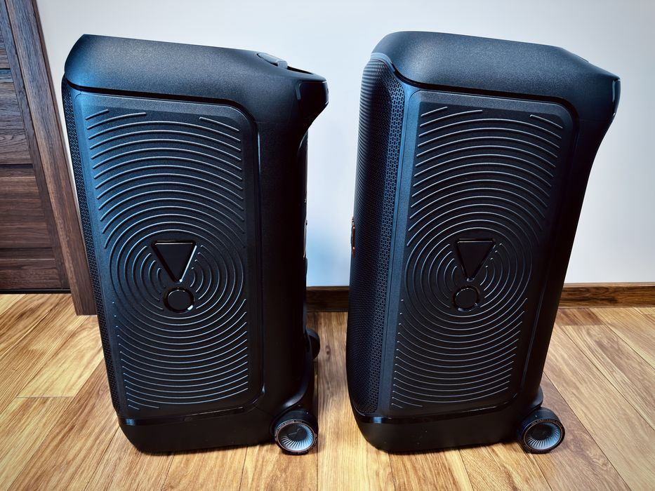 2 броя JBL Partybox 320