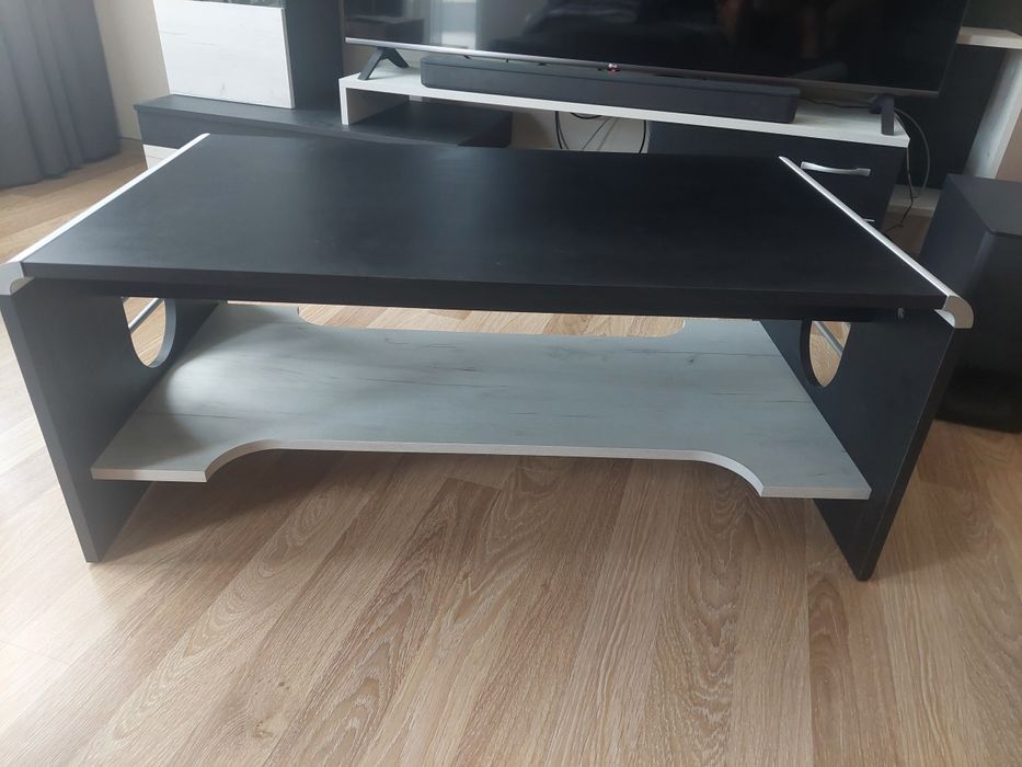 Уникална секция за тв + маса комплек за хол