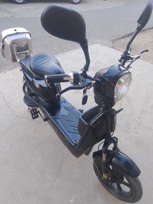 Rabochiy 14 Chontak skuter sotiladi