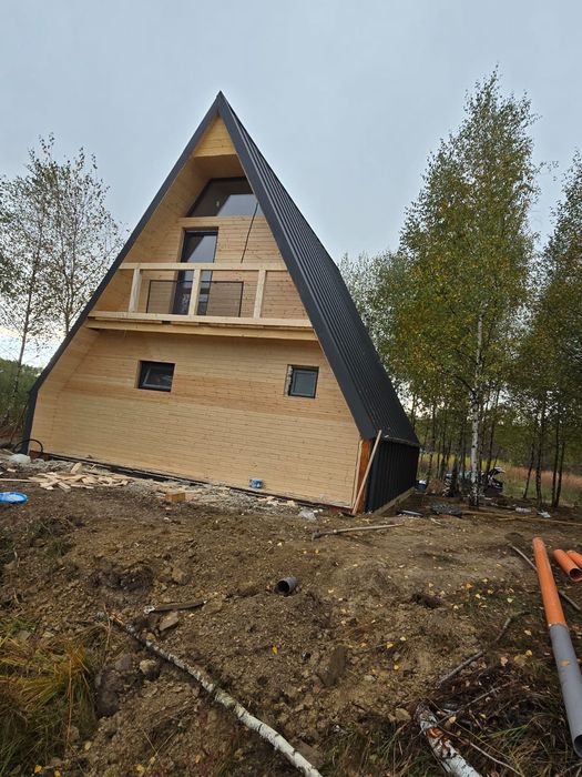 Vand case modulare cabane A-frame ori ce dimensiune