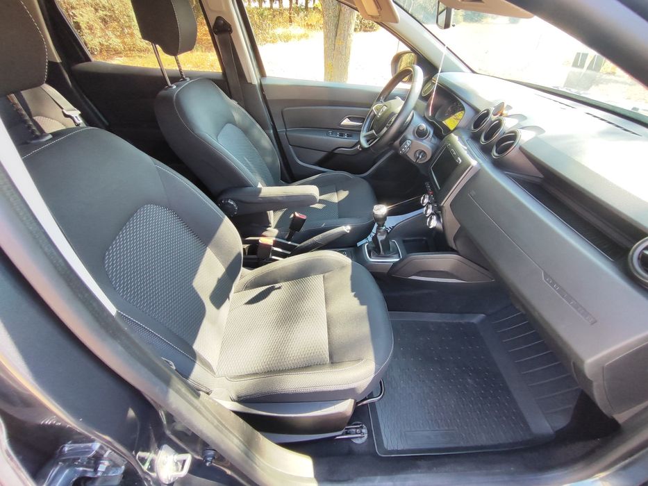 Dacia Duster Prestige 1.3 Benzina 4x4  Euro 6 Navigație Camera Cârlig Istoric Dacia până la 184000Km
