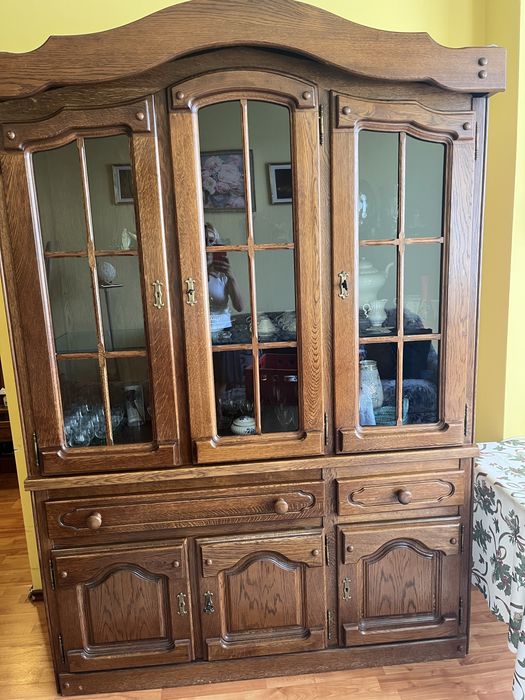 Vand mobilier lemn masiv :stejar