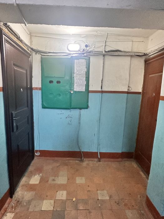 Продам теплую 3-комнатную квартиру