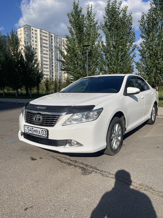 Продам камри 50 в хорошем состоянии