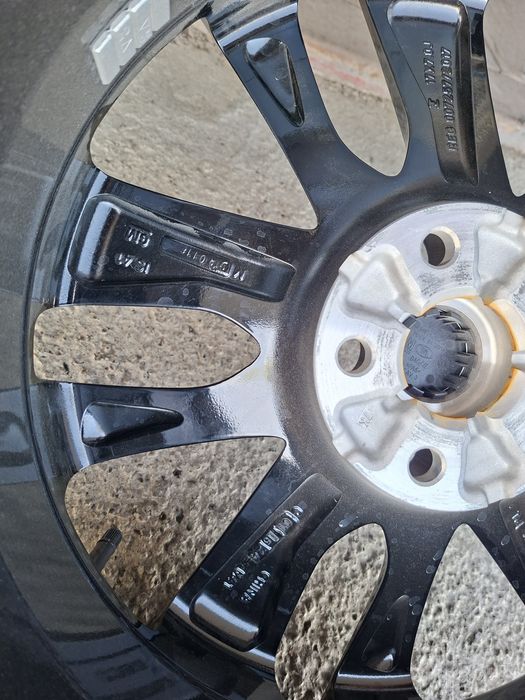 Trekkir Redlain родной 380$ ком 4шт.Оргинал GM завод диск родной краск