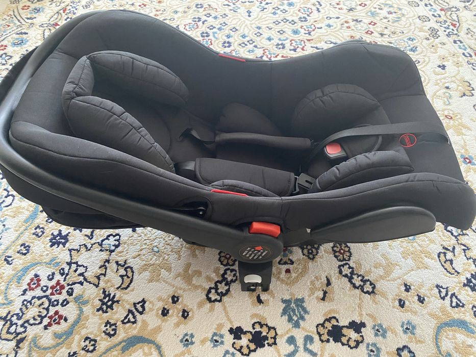 Продам автокресло