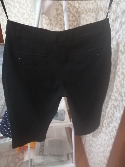 Продам брюки до колен