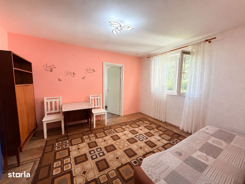 Vand apartament cu 2 camere pe strada Pomilor, et. 2, in Reghin — fotografia 1