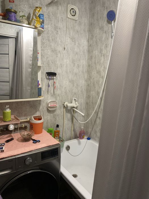 Продам двухкомнатную